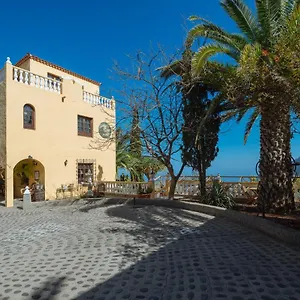 Rural Ariadna Country house
